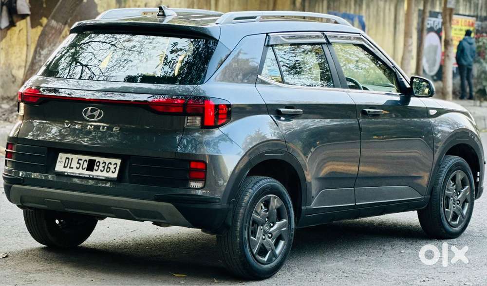 Hyundai Venue S 1.2 Petrol, 2023, Petrol