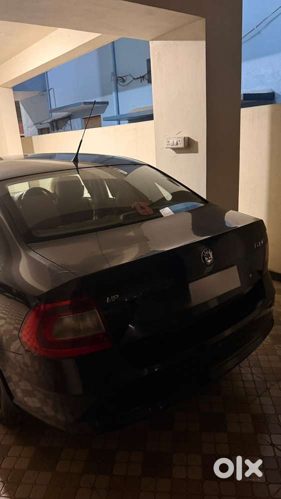 Skoda Rapid Ambition 2013