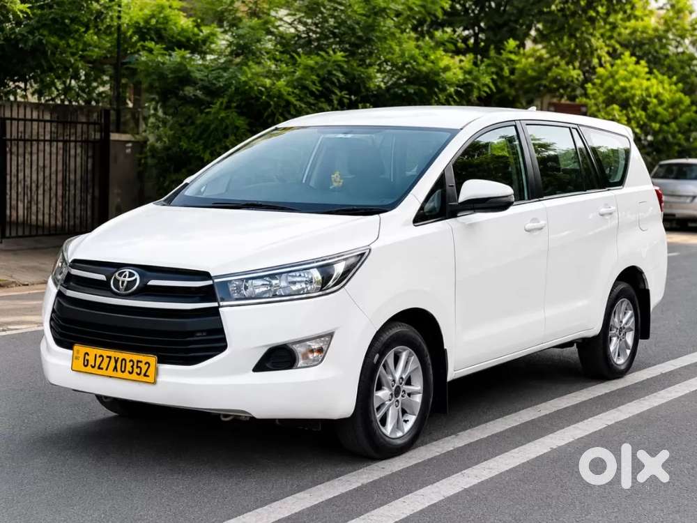 Toyota Innova Crysta [2020-ongoing] 2.4 Gx 8 Str, 2017, Diesel