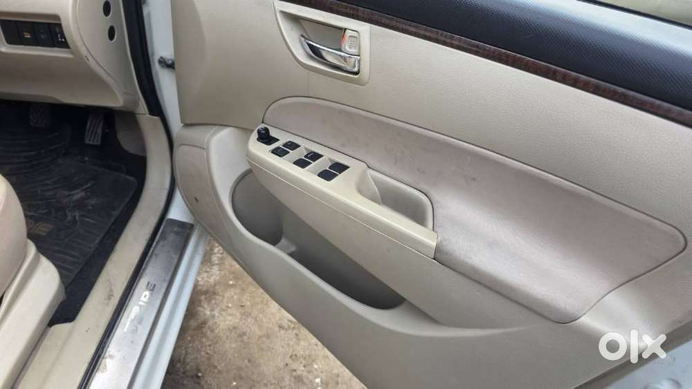 Maruti Suzuki Dzire 1.2 Vxi, 2013, Petrol