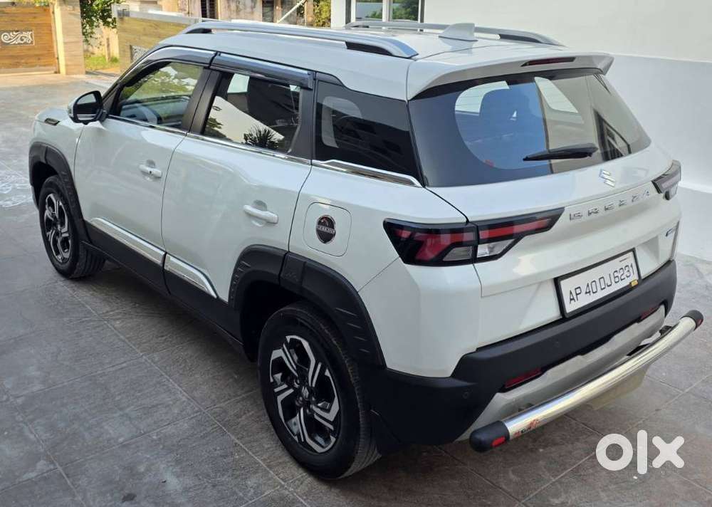 Maruti Suzuki Brezza Zxi Plus Smart Hybrid, 2024, Petrol