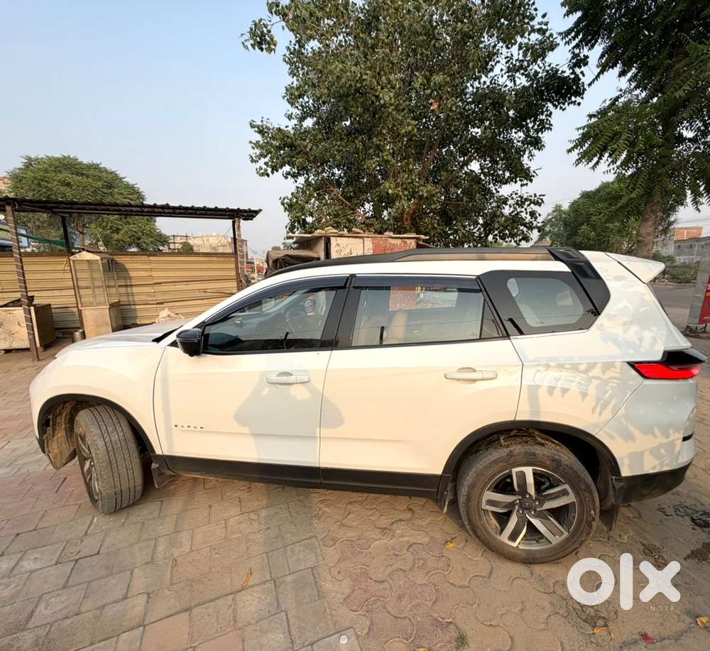 Tata Safari Diesel 2025