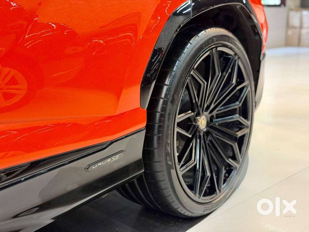 Lamborghini Urus Se, 2026, Petrol