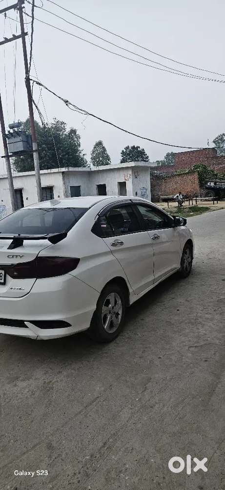 Honda City Petrol + Cng On Pepar 2014