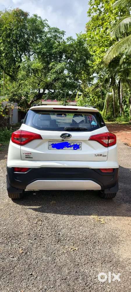 Mahindra Xuv300 W8
