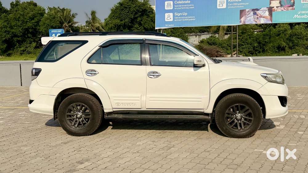 Toyota Fortuner 3.0 4x2 Mt, 2015, Diesel