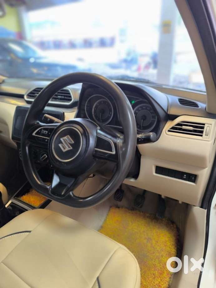 Maruti Suzuki Dzire 1.2 Vxi, 2023, Petrol