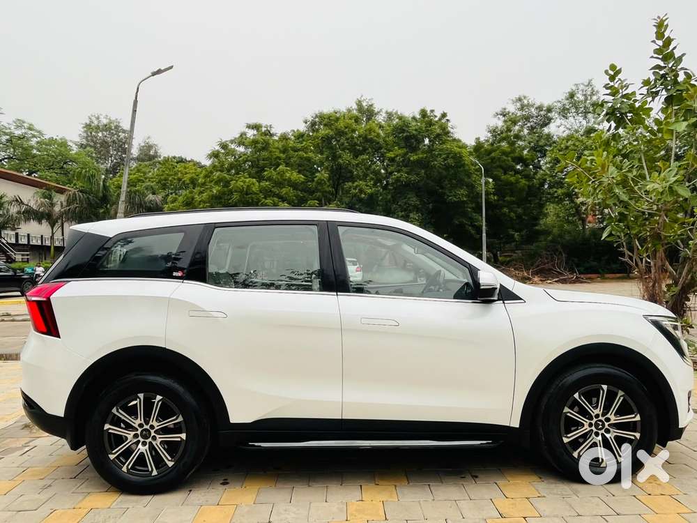 Mahindra Xuv700 2.2 Ax 7 Diesel At Str, 2023, Diesel