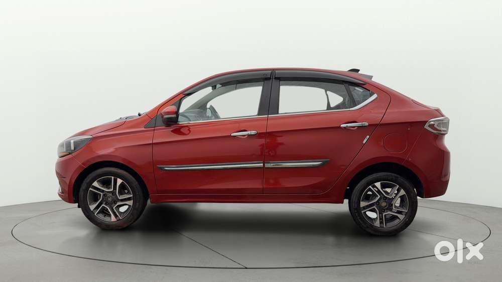 Tata Tigor Xza, 2018, Petrol
