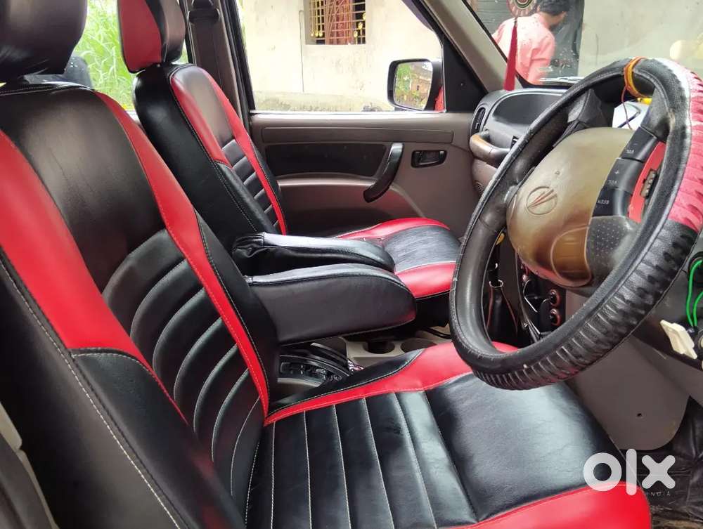 Mahindra Scorpio Vlx 2012