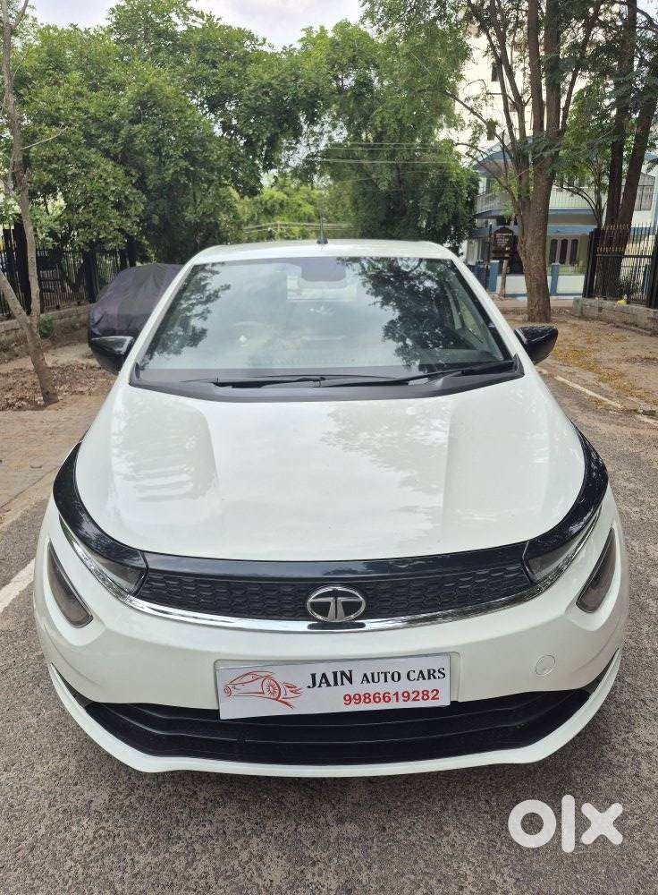 Tata Altroz Xz, 2020, Petrol