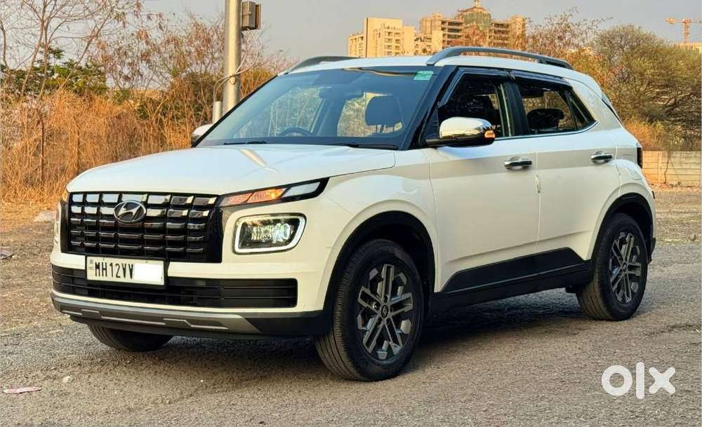 Hyundai Venue 1.0 Sx Plus Turbo Dct Dual Tone, 2023, Petrol
