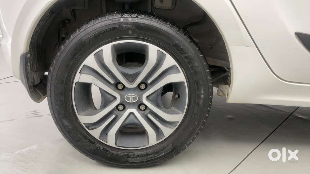 Tata Tiago 1.2 Revotron Xz Wo Alloy, 2019, Petrol