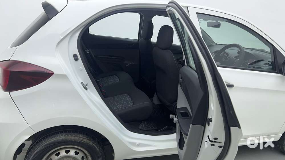 Tata Tiago Xe, 2024, Petrol