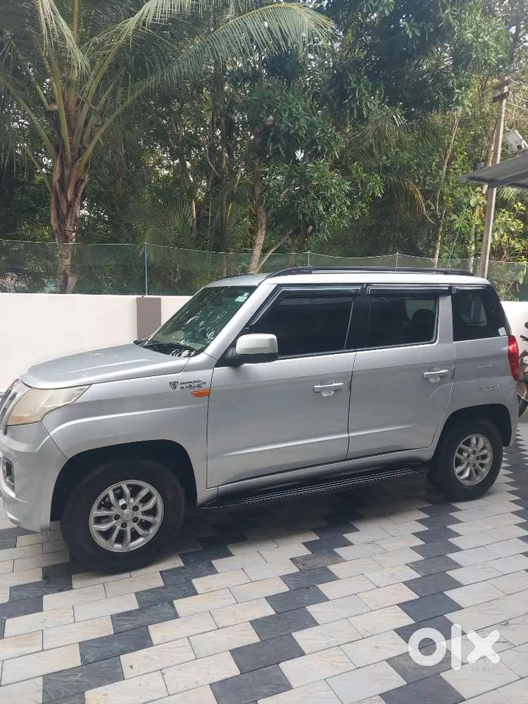 Mahindra Tuv 300 Automatic 2016