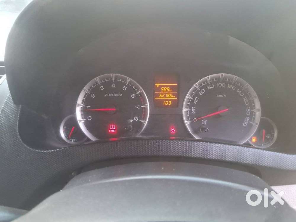 Maruti Suzuki Swift Dzire Vxi Optional, 2015, Petrol