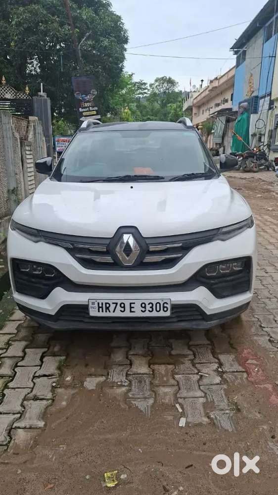 Well Maintained Renault Kiger Top Model Push Button Start