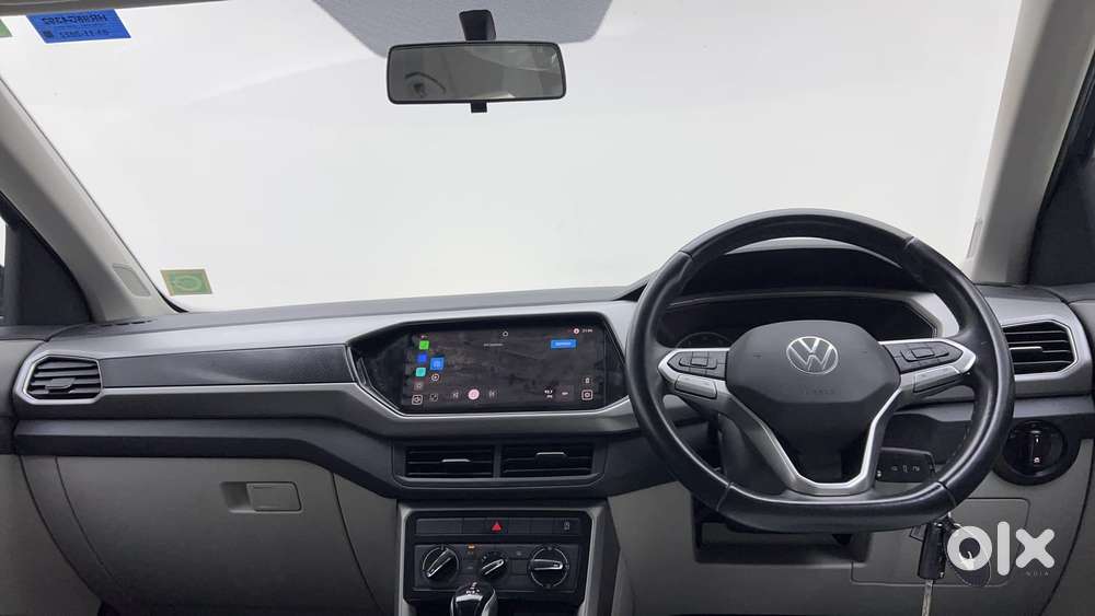 Volkswagen Taigun 1.0 Tsi Highline At, 2022, Petrol