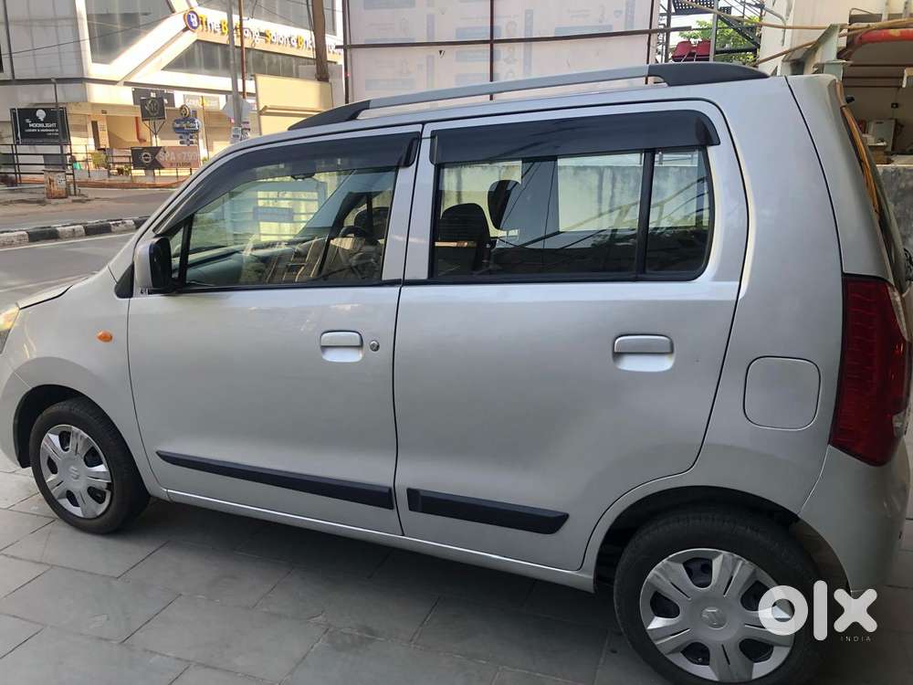 Maruti Suzuki Wagon R Vxi Plus, 2018, Petrol