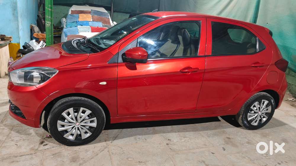 Tata Tiago 1.2 Revotron Xza, 2017, Petrol