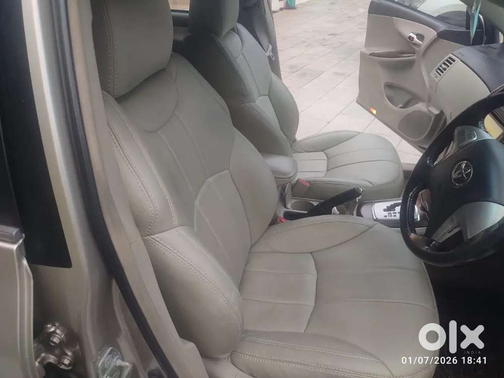 Toyota Corolla Altis 2013