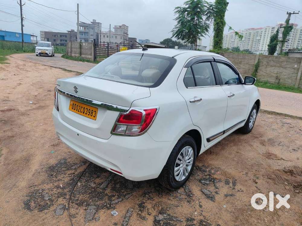 Maruti Suzuki Dzire 1.2 Vxi, 2024, Petrol