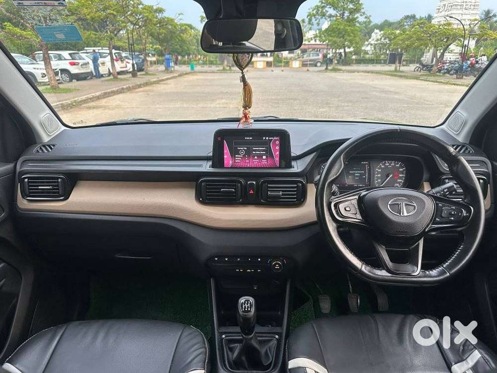 Tata Punch 1.2 Revotron Creative Mt Kaziranga Edition, 2022, Petrol