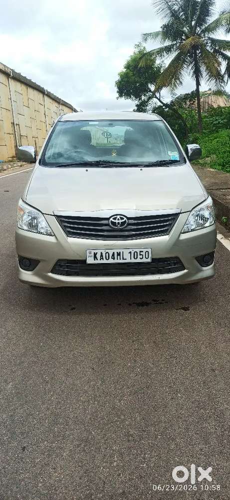 Toyota Innova 2.5 Diesel 2012