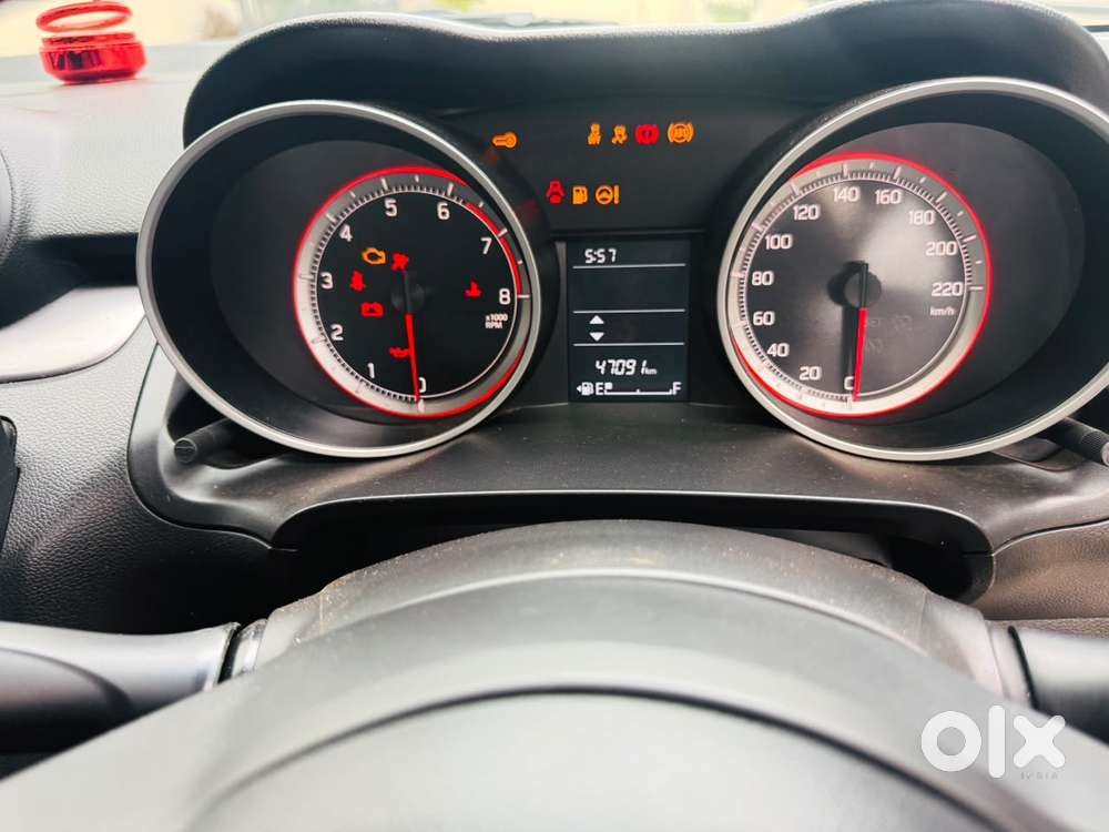 Maruti Suzuki Swift 1.2 Vxi (o), 2023, Petrol