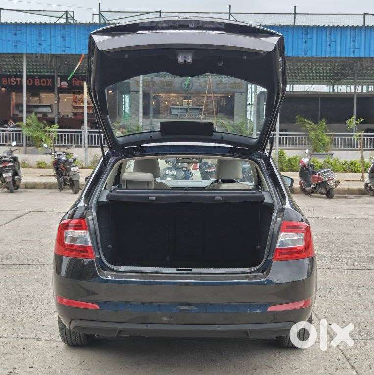 Skoda Octavia 1.8 Tsi Style Plus At, 2015, Petrol