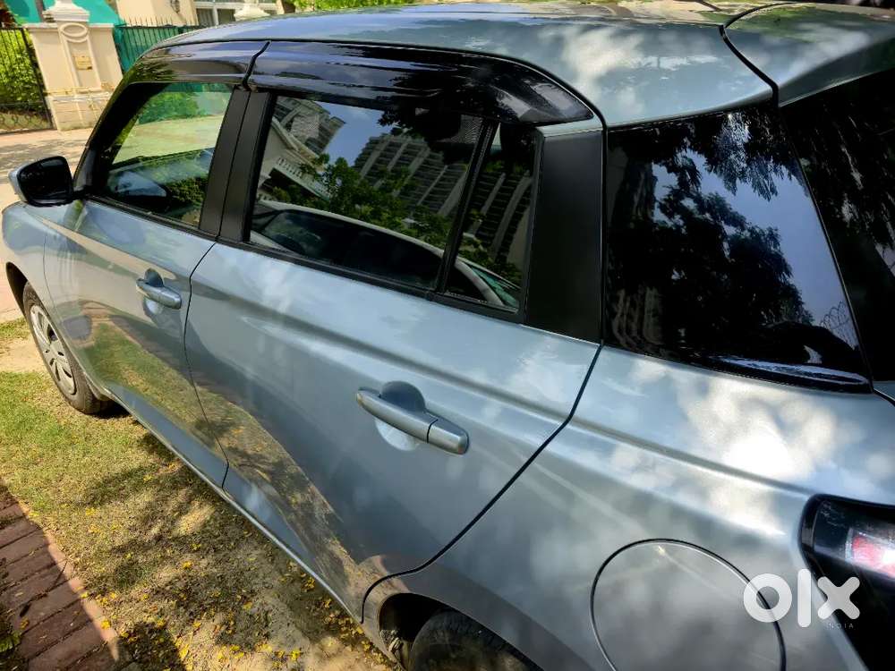 Maruti Suzuki Swift Vxi Automatic Ags 2025 Petrol