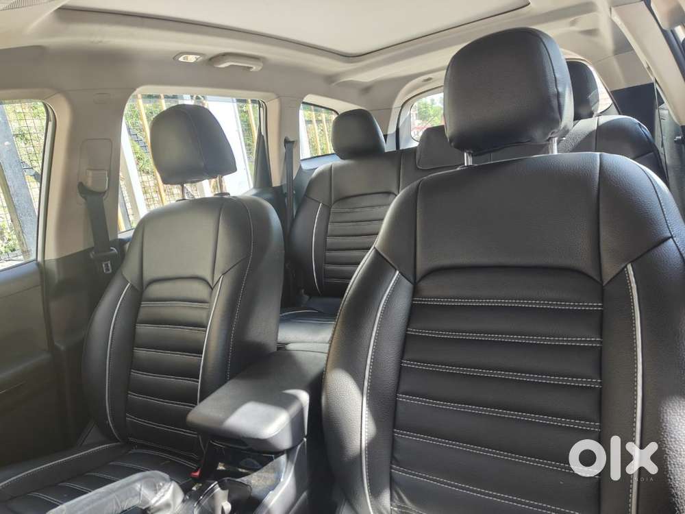 Mahindra Xuv700 Petrol 2022