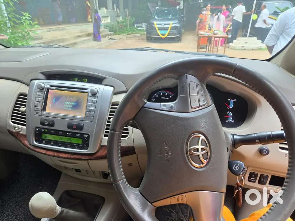 Toyota Innova Vx 2012