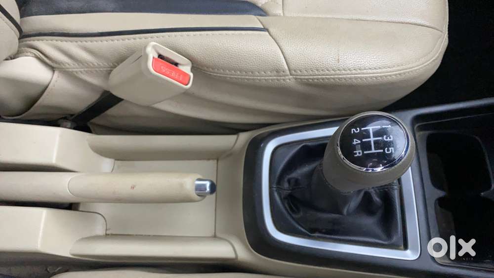 Maruti Suzuki Swift Dzire 1.2 Zxi Bsiv, 2018, Petrol