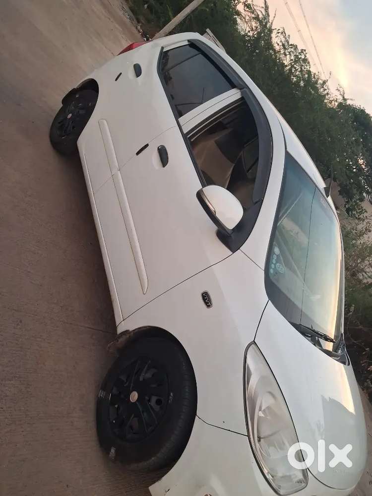 Hyundai Grand I10  Sportz 2012 Petrol