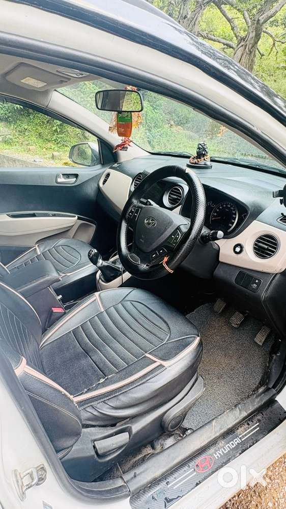 Hyundai Grand I10 2017 Petrol Well Maintained