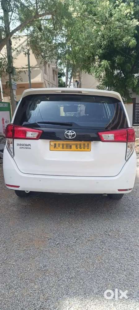 Toyota Innova Crysta 2023 Gx Mt