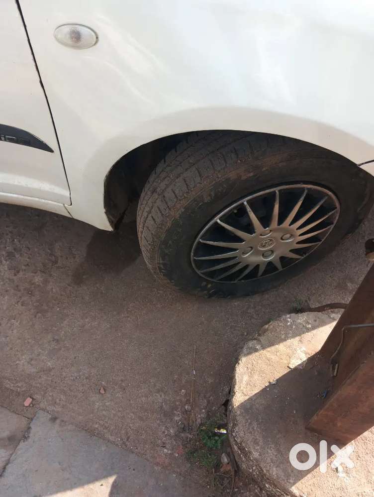 Maruti Suzuki Dzire 2009