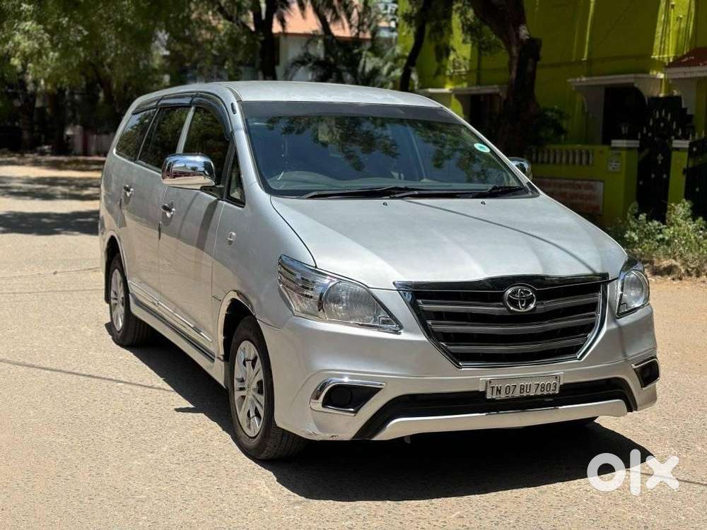 Toyota Innova 2.5 G (diesel) 8 Seater, 2013, Diesel
