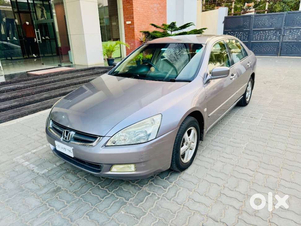 Honda Accord 2.4 Manual, 2006, Petrol