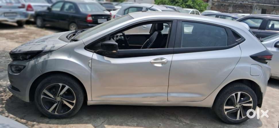 Tata Altroz Xz, 2020, Petrol