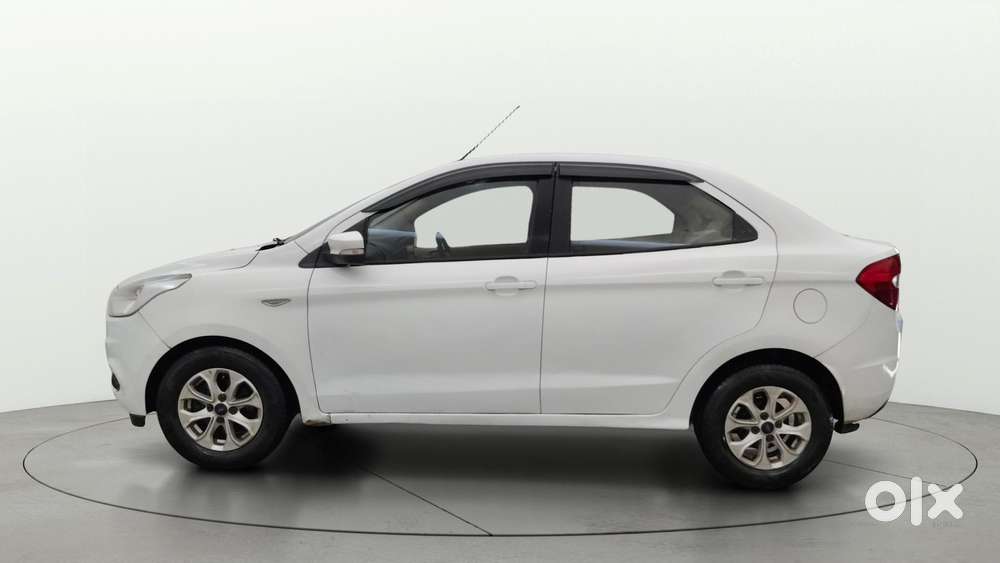 Ford Figo Aspire 1.5 Titanium Ti-vct At, 2015, Petrol