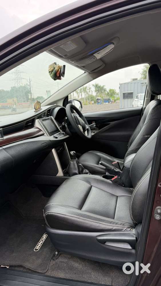 Toyota Innova Crysta 2.4 V 8 Str, 2016, Diesel