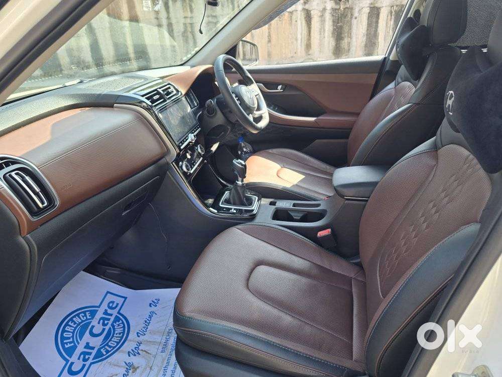 Hyundai Alcazar Signature, 2022, Petrol