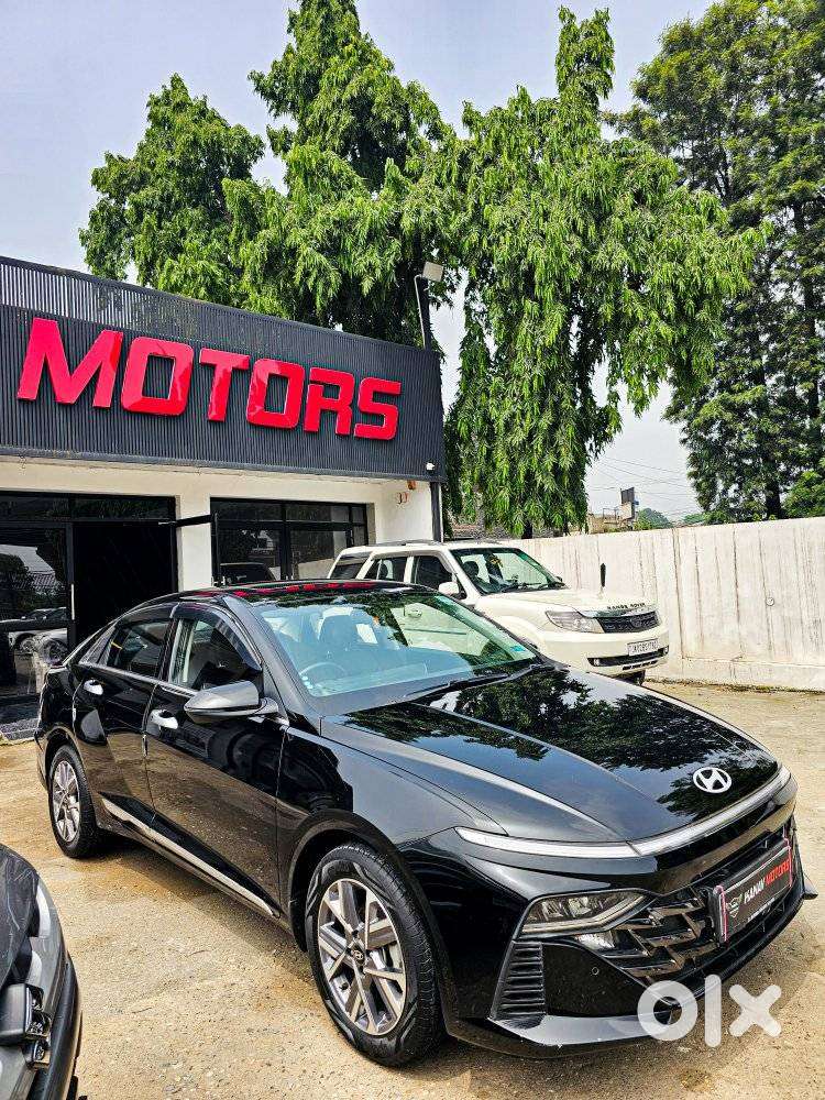 Hyundai Verna 1.5 Sx Vtvt, 2024, Petrol