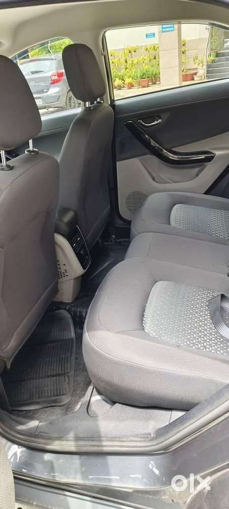 Tata Nexon 1.2 Revotron Xza Plus (o) Amt, 2019, Petrol