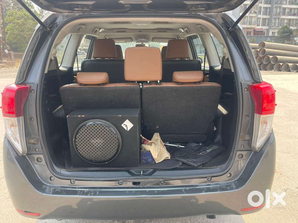 Toyota Innova Crysta 2.8z Automatic, 2017, Diesel