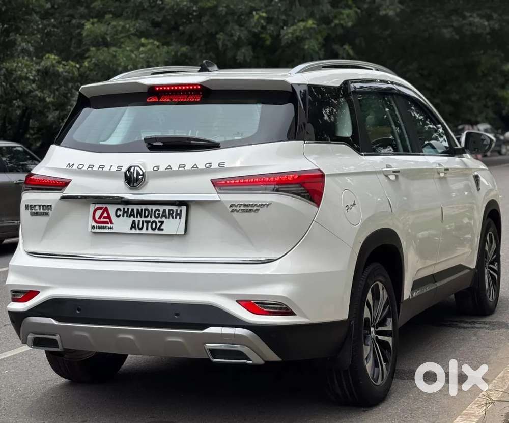 Mg Hector Plus, 2022, Petrol