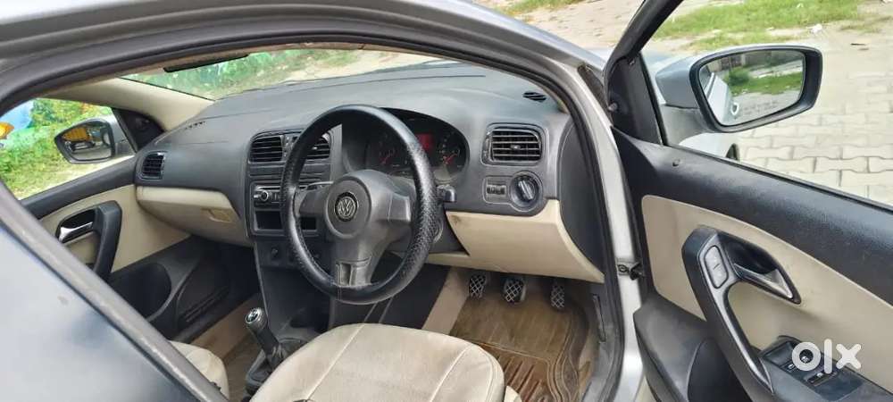 Volkswagen Polo Comfortline 2010 Car Repassing 2030