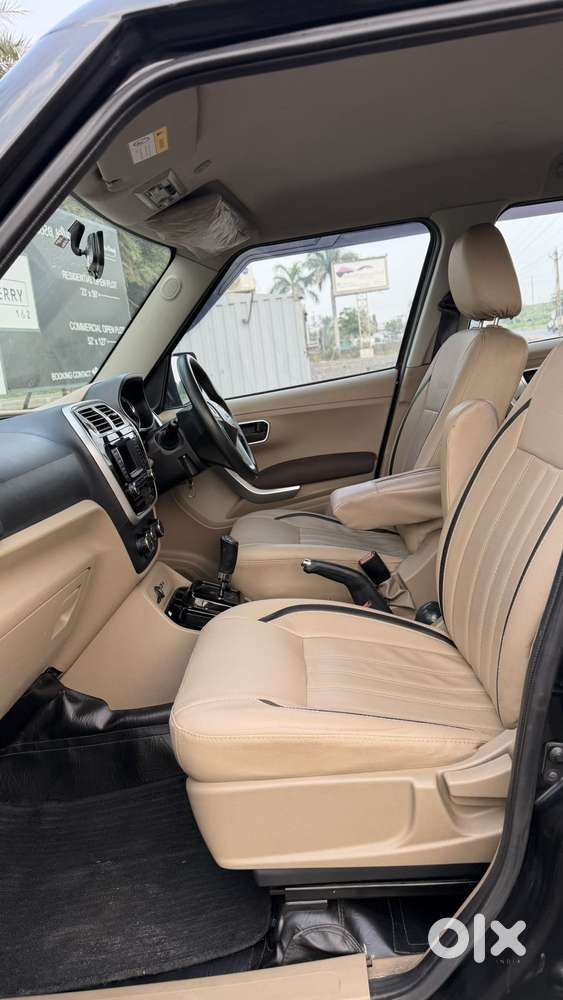 Mahindra Tuv 300 T8 Amt, 2018, Diesel